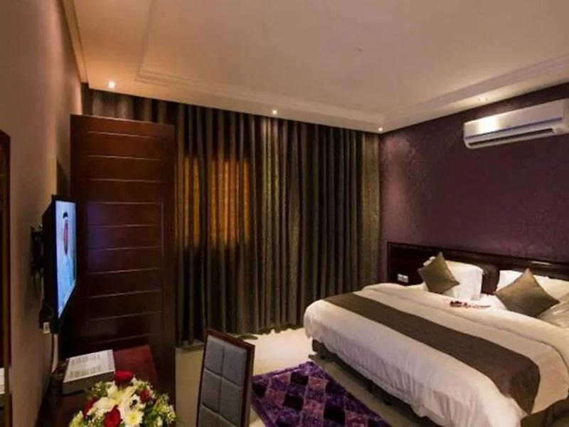 La Fontaine Al Shorouq Suites Jeddah Hotel