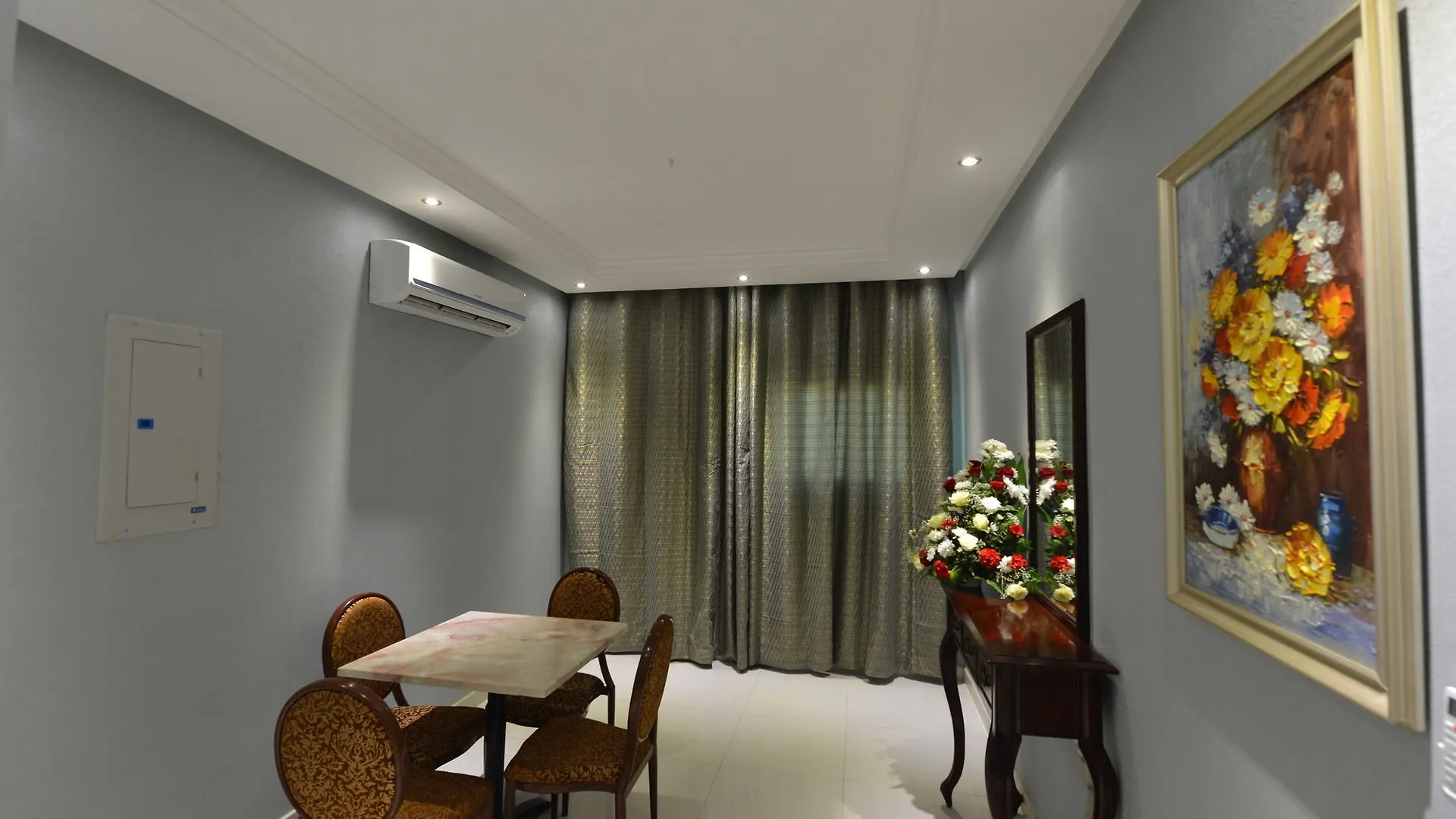 La Fontaine Al Shorouq Suites Jeddah Hotel